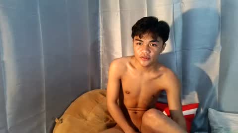 Snapshot of pixie_hugecock chatting on 07-23-26, 02:20 jay online show from 07-23-26, 02:20