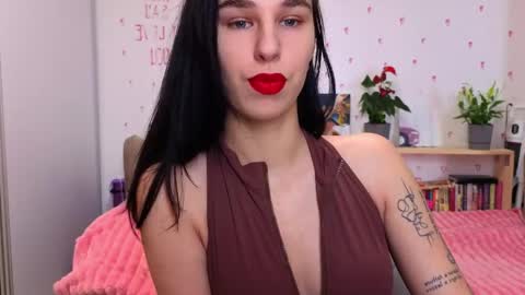 Molly online show from 05-18-26, 04:51