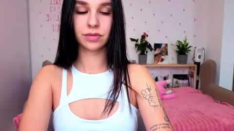 Molly online show from 06-11-26, 07:39