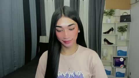pixiedoll_ online show from 03-19-26, 04:49