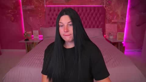 pixiehott online show from 10-17-25, 08:00