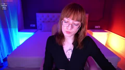 pixiepeachh online show from 11-28-25, 02:31