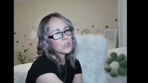 Snapshot of pizza_and_beer_equal_love chatting on 01-20-25, 02:57 Lynn online show from 01-20-25, 02:57