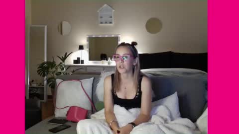 Snapshot of pizza_and_beer_equal_love chatting on 02-25-25, 05:15 Lynn online show from 02-25-25, 05:15