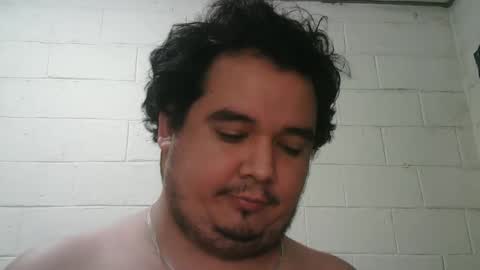 Snapshot of pjrgg77 chatting on 01-17-26, 01:54 Pablo online show from 01-17-26, 01:54
