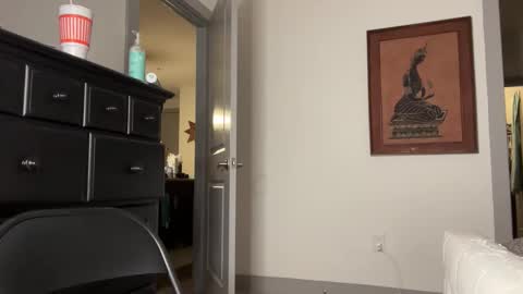 Snapshot of pkanph5555 chatting on 10-31-25, 09:10 PeggedBiGuy online show from 10-31-25, 09:10