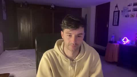 Snapshot of placebo14 chatting on 01-25-25, 06:24 placebo14 online show from 01-25-25, 06:24