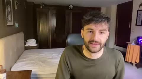 Snapshot of placebo14 chatting on 03-08-25, 04:06 placebo14 online show from 03-08-25, 04:06