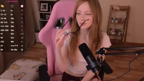 Lene online show from 04-12-26, 11:43