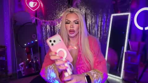 Dumb bimbo fuck doll online show from 02-22-26, 02:24