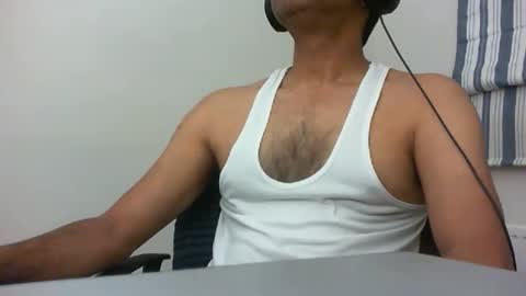Snapshot of platino3026 chatting on 09-26-25, 10:47 platino3026 online show from 09-26-25, 10:47