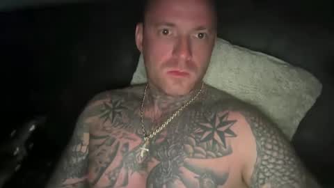 Snapshot of platinum_338 chatting on 09-26-25, 01:15 platinum_338 online show from 09-26-25, 01:15