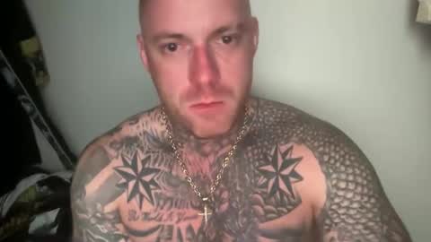 Snapshot of platinum_338 chatting on 10-18-25, 08:09 platinum_338 online show from 10-18-25, 08:09