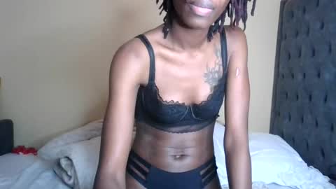 Snapshot of platonic3 chatting on 07-27-26, 08:16 dee online show from 07-27-26, 08:16