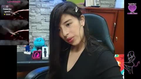 Snapshot of playboybunnyhot chatting on 11-06-25, 04:08 playboybunnyhot online show from 11-06-25, 04:08