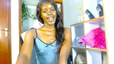 Snapshot of playboytit chatting on 12-22-24, 07:00 playboytit online show from 12-22-24, 07:00
