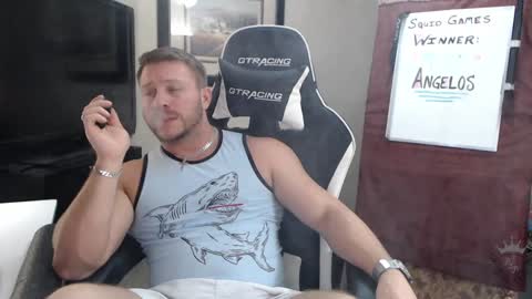 Snapshot of player2pawns chatting on 01-12-25, 11:07 Player online show from 01-12-25, 11:07