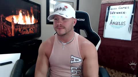 Snapshot of player2pawns chatting on 01-22-25, 04:44 Player online show from 01-22-25, 04:44