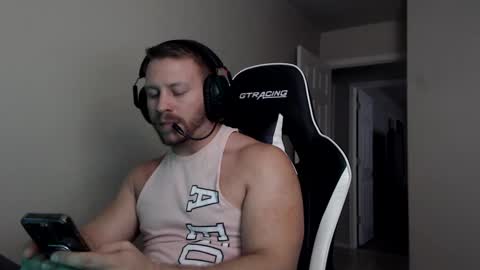 Snapshot of player2pawns chatting on 10-01-25, 12:33 Player online show from 10-01-25, 12:33