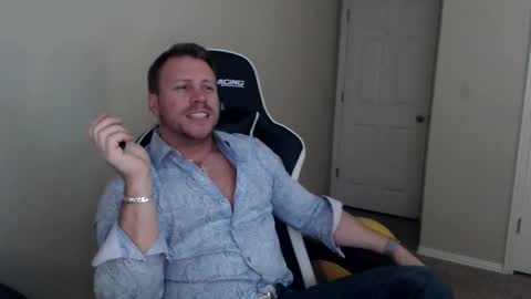 Snapshot of player2pawns chatting on 01-15-26, 04:17 Player online show from 01-15-26, 04:17