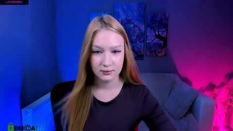 Sophie online show from 11-28-25, 10:40