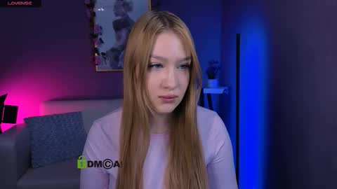 Sophie online show from 12-15-25, 09:08