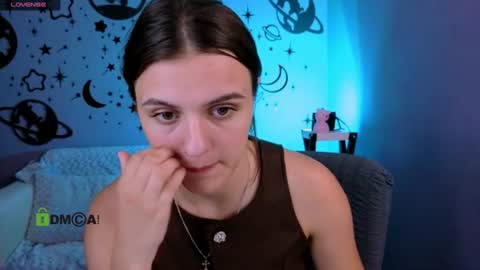 Snapshot of playful_sophie chatting on 06-13-26, 07:23 Sophie online show from 06-13-26, 07:23
