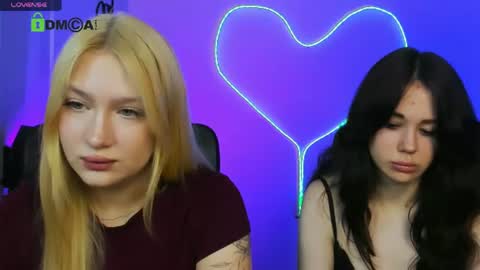Snapshot of playful_sophie chatting on 07-28-26, 07:15 Sophie online show from 07-28-26, 07:15