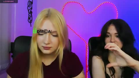 Snapshot of playful_sophie chatting on 07-28-26, 07:39 Sophie online show from 07-28-26, 07:39