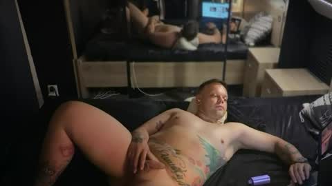 Snapshot of playfulcompanion chatting on 08-06-26, 03:30 I just wanna mastrbate with you online show from 08-06-26, 03:30