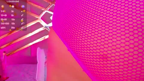 Snapshot of playfulcurvymommy chatting on 10-14-25, 11:16 Scarlett online show from 10-14-25, 11:16