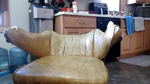 Snapshot of playfulldick1 chatting on 04-07-26, 02:17 Playfulldick1 online show from 04-07-26, 02:17