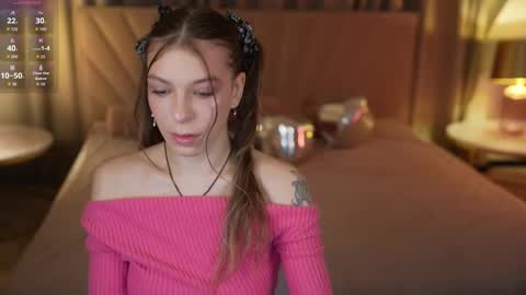 Lana online show from 11-11-25, 11:54