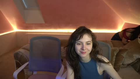 Lana online show from 04-24-26, 11:34