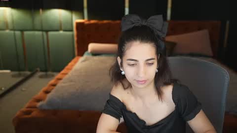 Snapshot of playhard054 chatting on 07-10-26, 06:39 Lana online show from 07-10-26, 06:39