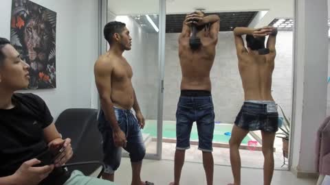   online show from 02-02-25, 04:11