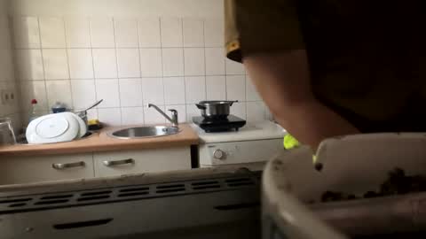 Hello ask me  . Im glad  to see you here in my room. Welcome PVT is open online show from 10-21-25, 02:51