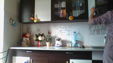 Snapshot of pleas3s_sweet chatting on 02-22-25, 11:24 pleas3s_sweet online show from 02-22-25, 11:24