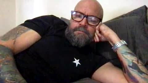 Snapshot of pleasesitonmycock chatting on 01-30-25, 03:40 PleaseSitOnMyCock online show from 01-30-25, 03:40