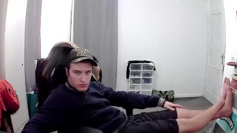 plkrisztian online show from 03-03-26, 08:37