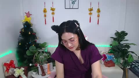 Ploysai online show from 01-15-25, 03:29