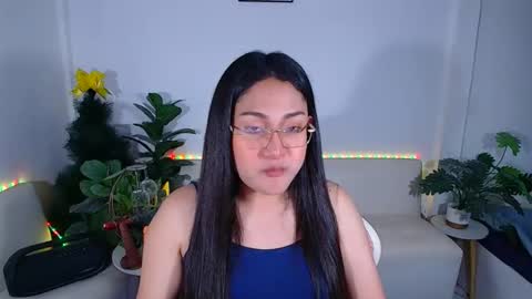 Ploysai online show from 12-15-25, 07:56