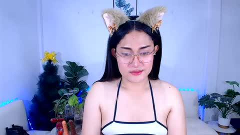 Ploysai online show from 06-25-26, 10:47