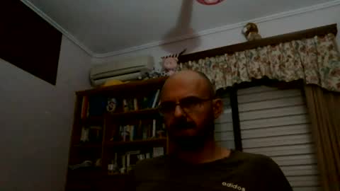 Snapshot of plu07f3520 chatting on 07-05-26, 10:28 plu07f3520 online show from 07-05-26, 10:28