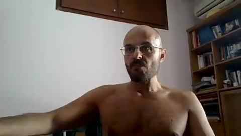 Snapshot of plu07f3520 chatting on 08-04-26, 08:06 plu07f3520 online show from 08-04-26, 08:06