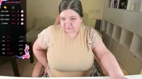 Alice online show from 11-17-25, 04:24