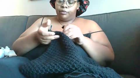 Plushbunny420 online show from 12-14-24, 06:09