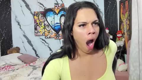 Snapshot of pocahontas_98113116 chatting on 01-15-25, 12:36 lesly pagina azul pocahontas982 online show from 01-15-25, 12:36