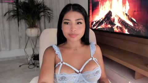 Snapshot of pocahontas_cute chatting on 01-27-25, 01:26 Nicole online show from 01-27-25, 01:26
