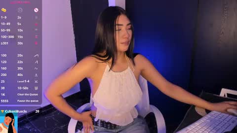 im vane Model Independet online show from 07-19-26, 12:47